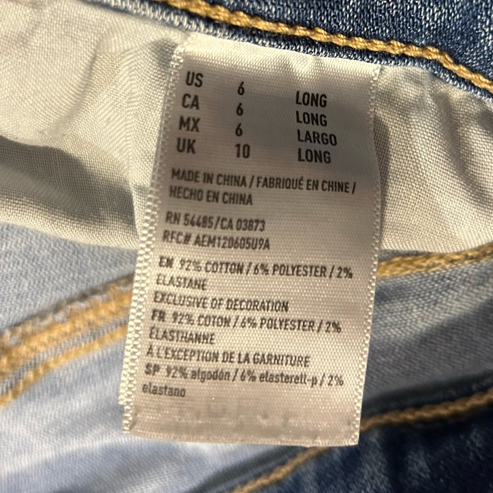 Ripped jeans